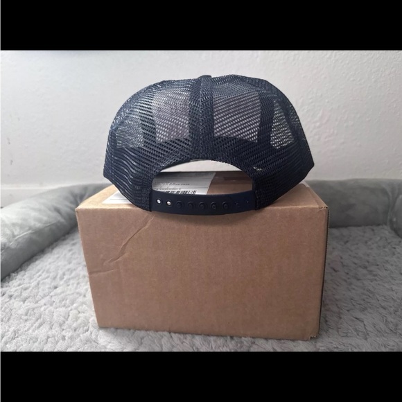 MAGA TRUCKER HAT - Picture 4 of 6